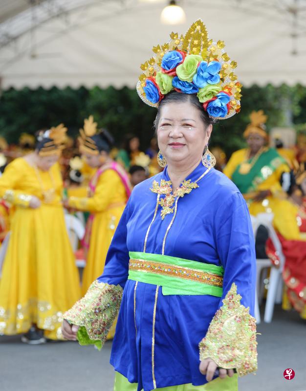 妆艺大游行带给观众美好视觉享受之余，也使周月娥的生活变得更加充实又多姿多彩。（潘丰源摄）