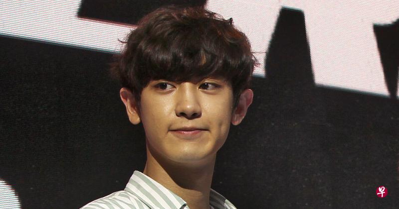 EXO成员朴灿烈（Chanyeol）将亲临活动现场，并在商场内走红地毯。（档案照）