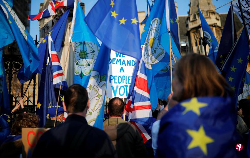 英国脱欧的政治僵局，以及反对总统特朗普的美国中期选举反应，都在促使人们重新思考近年席卷世界民主国家的民粹主义潮流。（路透社）
