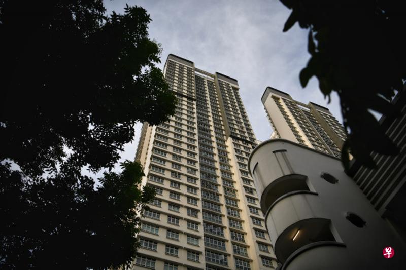 中峇鲁文忠路第9A座组屋的一个五房式单位以120万元天价转手。（档案照片）