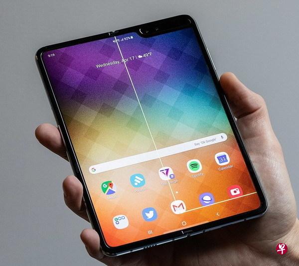 三星Galaxy Fold折叠手机在媒体评测时出现不少故障。