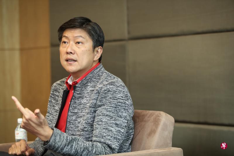 职总秘书长黄志明说，工运会协助年长员工提高技能和重新受训，确保想继续工作者还能做出贡献。（叶振忠摄）