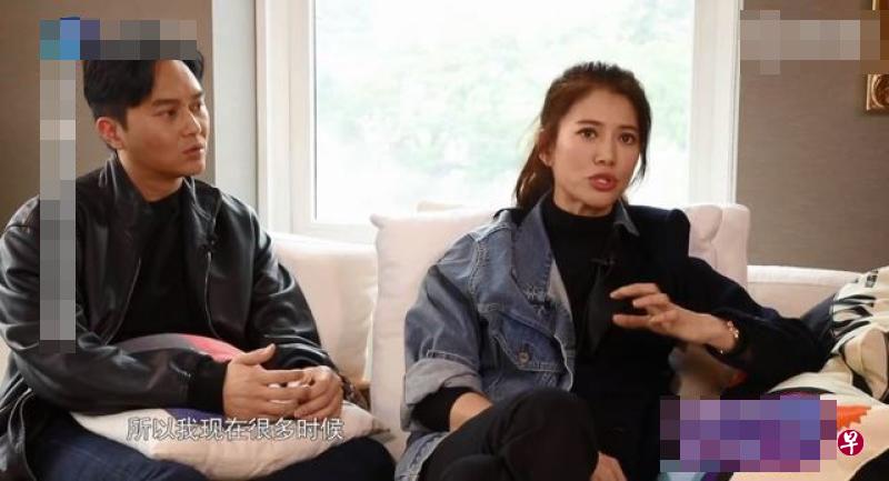 对于老婆曾经当过第三者，张智霖曾表示完全不介意她的过去，反而是遗憾没有好好去保护她。 （互联网）