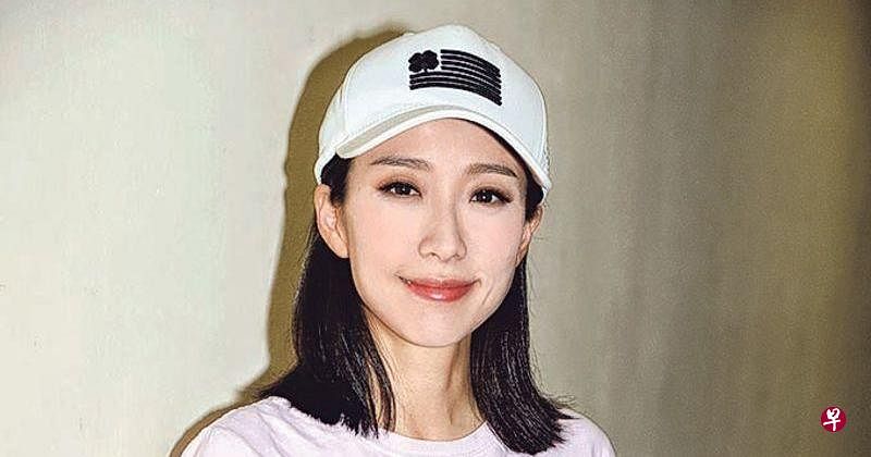 姚子羚表示未受“四角恋事件”影响，一切工作如常。（互联网）