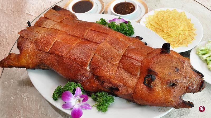万兴酒楼推出乳猪套餐。（酒楼提供）