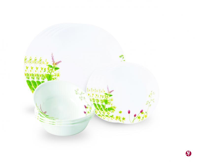 Corelle 12件餐具，原价$172现售$89，买来自用或送人都值得。