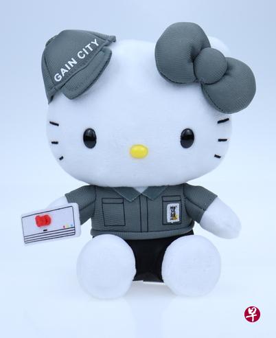 丰城独家限量版吉蒂猫玩偶。（商家提供）