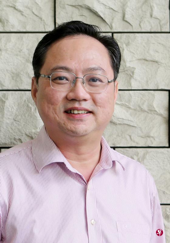 新加坡国立大学中文系高级研究员许源泰博士。