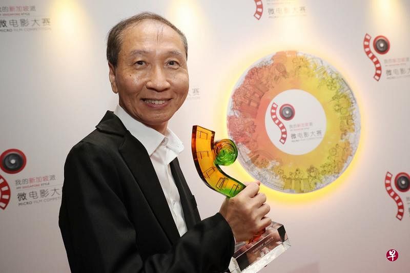 正职是工程师的曾瑞华（65岁）从小对影片拍摄、电视台导播工作感兴趣。（陈来福摄）