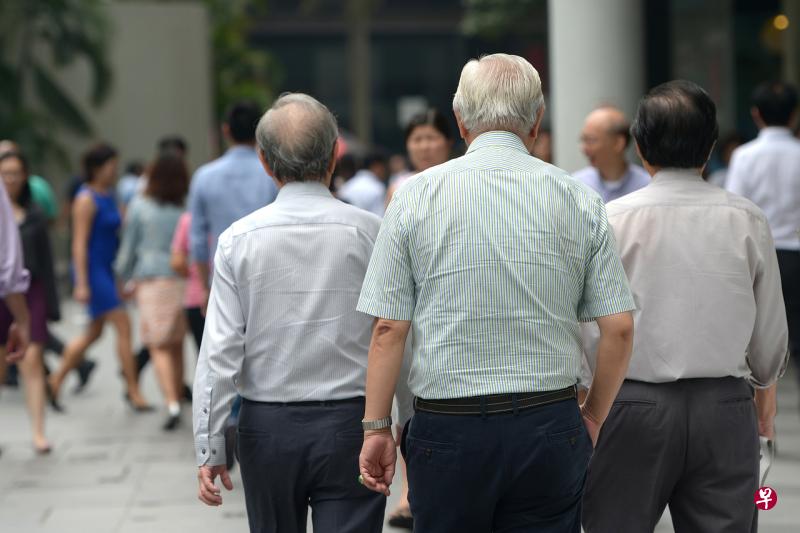劳资政协作伙伴就如何上调退休年龄和重新雇佣年龄上限达成共识，并将在9月之前宣布更多详情。（档案照）
