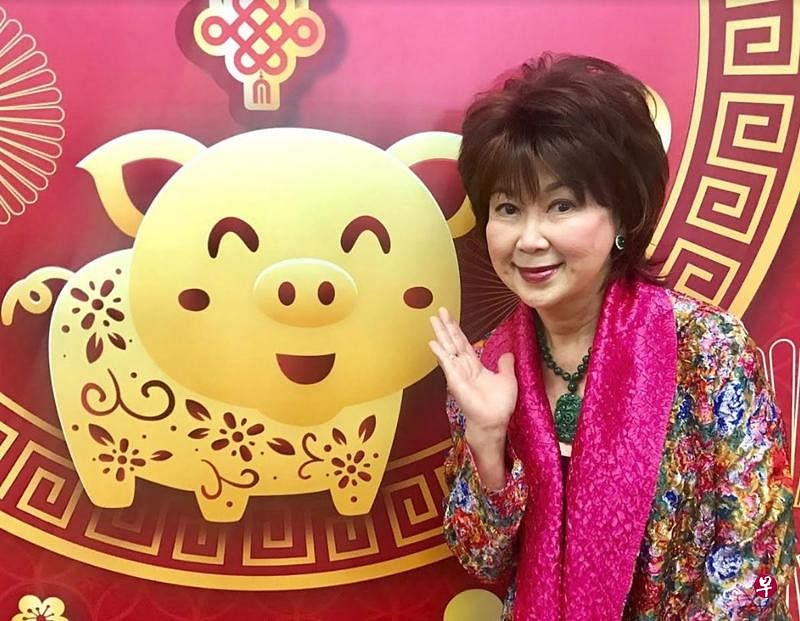 朱咪咪在中环拍公益广告，惨被催泪弹风扫过。（受访者提供）