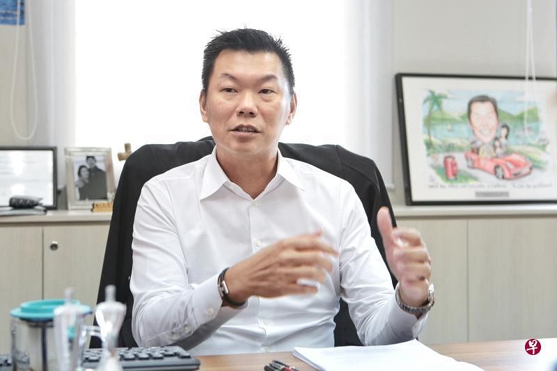 蔡清发说，无论是20岁或80岁，他都尽量提拔，希望他们通过培训提升。（徐颖荃摄颖荃摄））