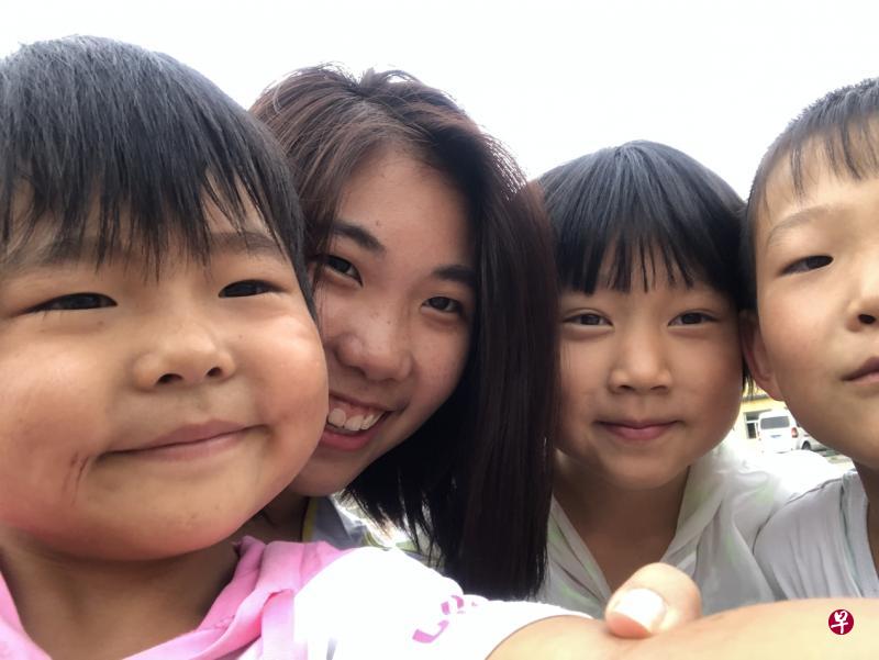他们的淳朴，他们的笑容，无一不让我在初见的时候惊讶而欣喜。（作者提供）