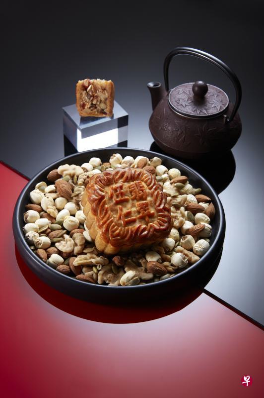 人气选择：翡翠五仁月饼（低糖）。