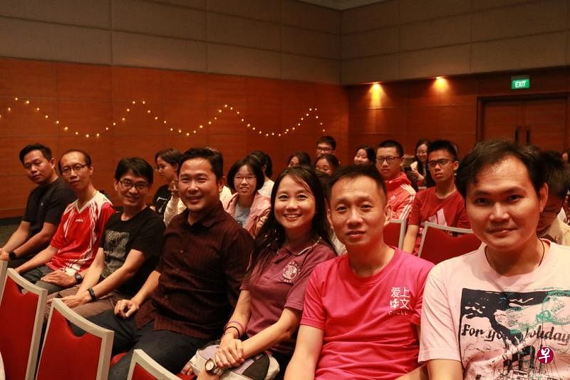 历届老鹰纷纷趁着颁奖典礼，“回家”走走，与老朋友聚一聚。