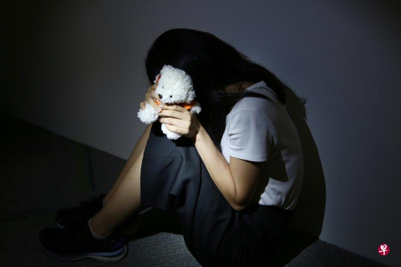 一名30岁男子涉嫌非礼一名未成年少女。（示意照片） 