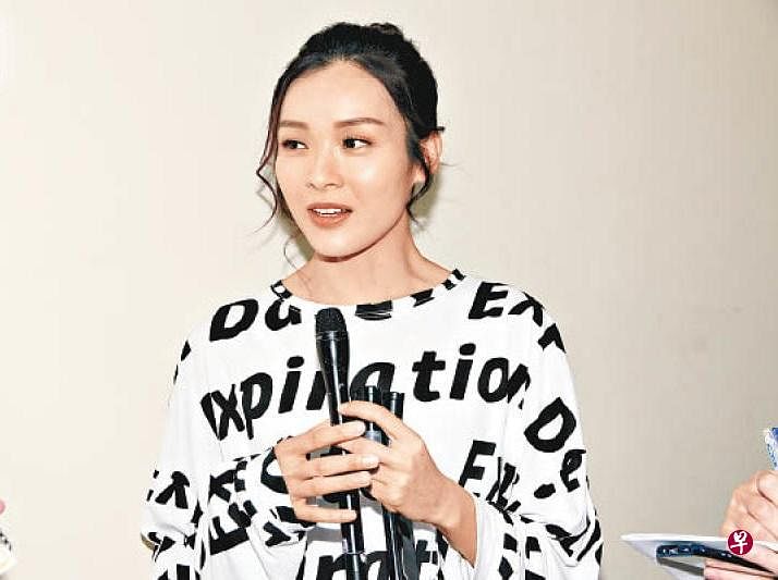 李佳芯扬言尊重公司决定。（网络）