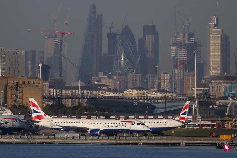 英国航空公司飞机师首次发动罢工。（法新社） 