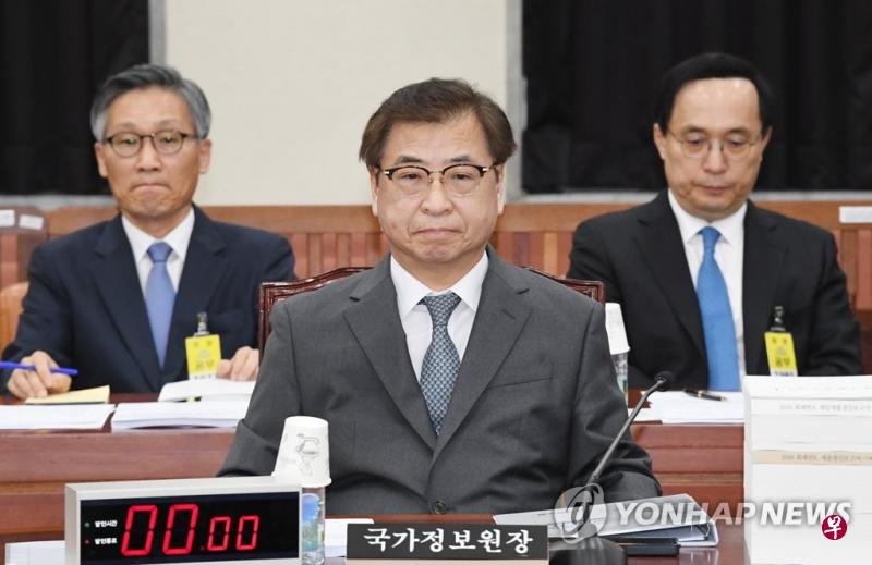9月24日，韩国国家情报院院长徐薰出席国会情报委员会全体会议。 （韩联社） 