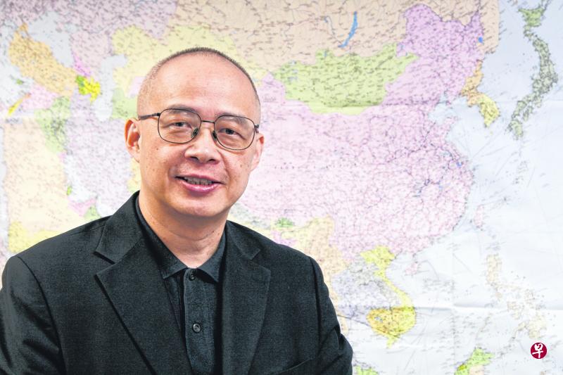 香港《亚洲周刊》总编辑邱立本下周将在讲座上进一步分享他对近年全球华人社会变化的观察。（档案照片）