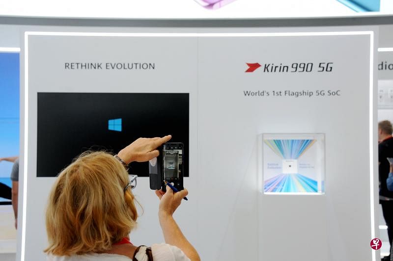 中国华为公司在当天开幕的柏林消费电子展（IFA）上发布了全球首款旗舰5G SoC芯片麒麟990 5G。（中新社）