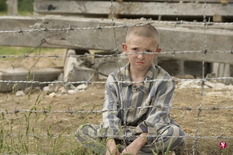 《穿条纹睡衣的男孩》讲述二战时期德国军官儿子布鲁诺的连串奇遇。（华特迪士尼提供）