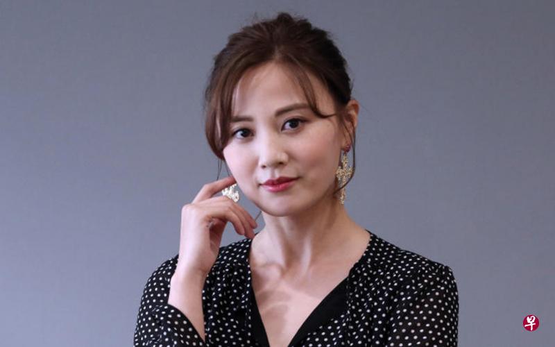 从芭蕾舞者到演员，朱晨丽学会了做事要坚持。（梁麒麟摄影）