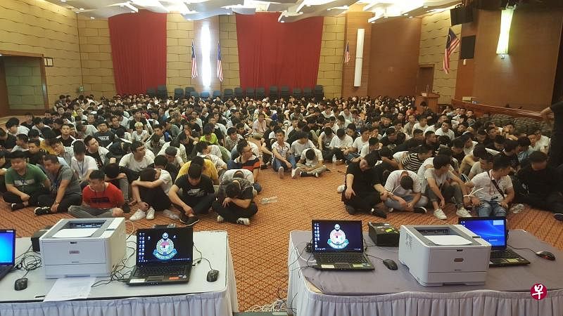 马国移民局周三在赛城破获今年最大规模的诈骗团伙，逮捕680名中国籍涉案者。（移民局面簿照片） 
