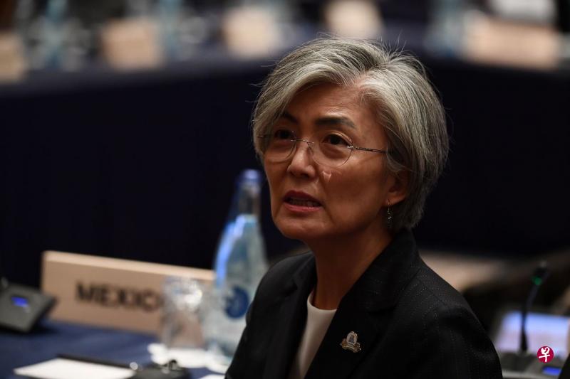 康京和说，半岛问题应以外交手段解决，军事防卫力量将为此提供坚实后盾。（法新社） 