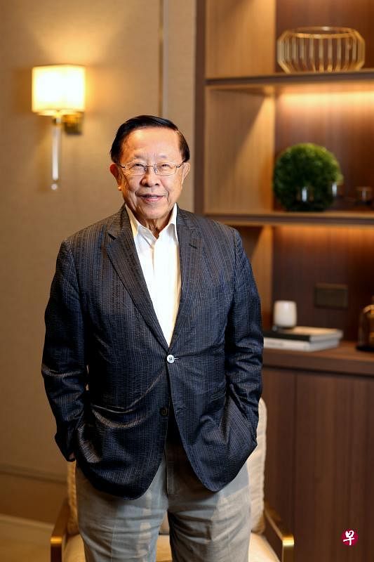 ←高希均：再忙也要读书，收入再少也要买书，住处再挤也要藏书，交情再浅也要送书。