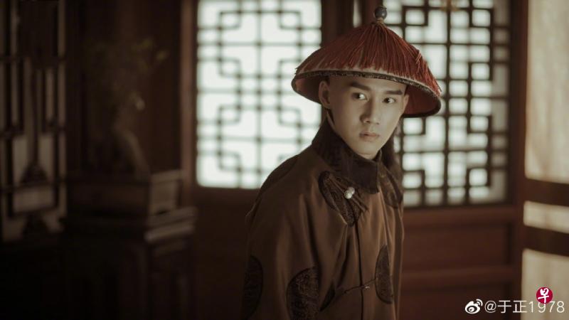中国新生代男神王一哲饰演尔晴儿子福康安。（取自《延禧攻略》总制片人于正的微博） 