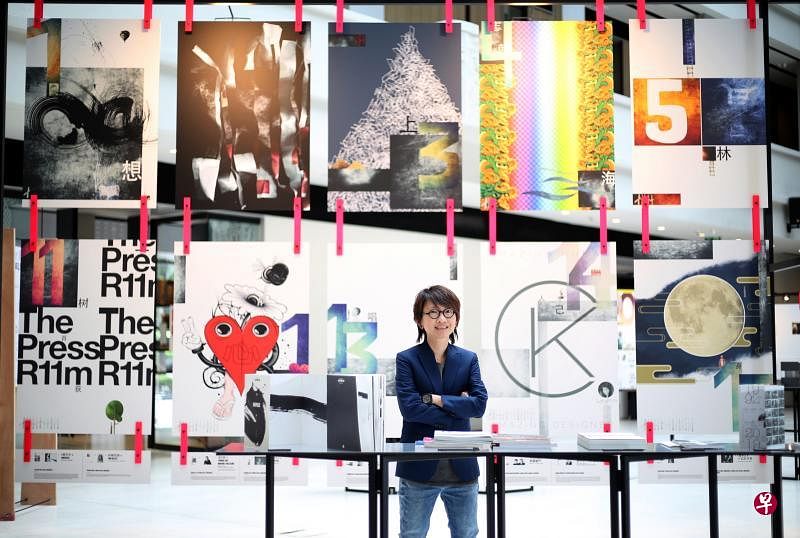 钟瑞玲20年回顾展邀来20位海内外设计师与她玩接力海报设计，她称展览的这部分为她的“武林大会”。
