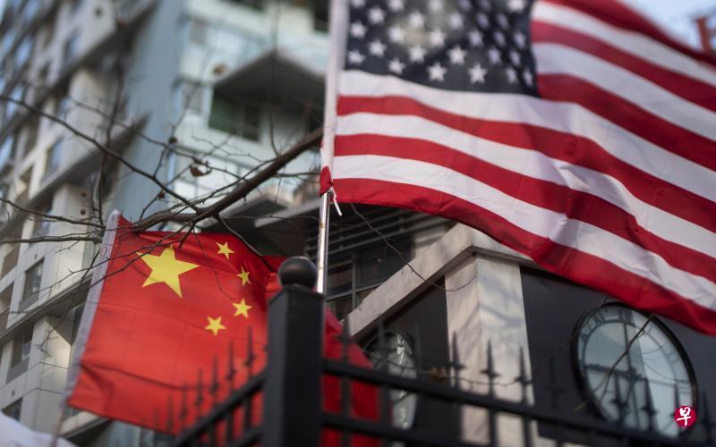 中美周五（13日）达成第一阶段贸易协议，美国基本满足了中国最关注的不再增加新关税的诉求，中国也基本满足了美国总统特朗普最关注的采购农产品的诉求。受访学者指出，后面的谈判将艰难许多。（法新社档案照）