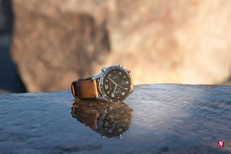 华为Watch GT 2采用一体化3D玻璃表面设计。（厂商提供）