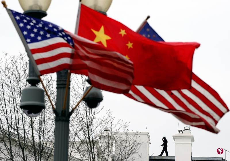 随着美国和中国之间的竞争加剧，第三国在处理与这两个大国的关系时，面临越来越多的困难。（法新社）