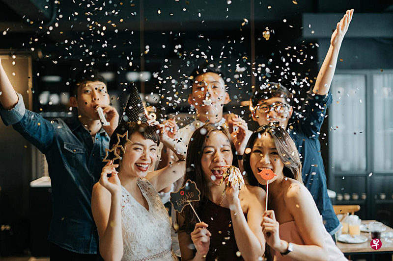 学校假期加上年末佳节，现在正是好吃好喝好玩的好时节。（图／Getty Images）