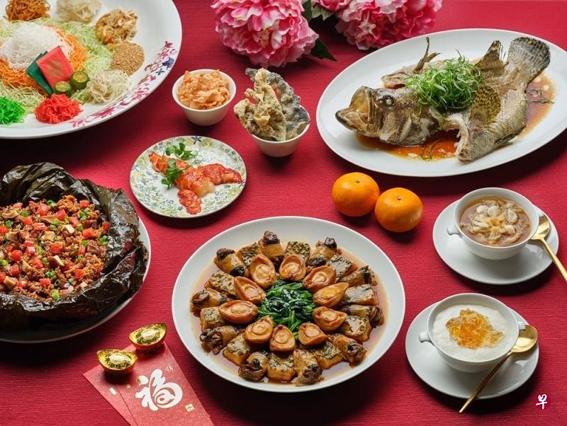 新加坡首都凯宾斯基酒店行政副总厨郑吉辉及烹饪团队呈献精致丰盛的新年套餐。（商家提供）