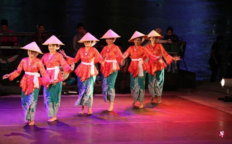 Era Dance Theatre的马来舞蹈演出照片。（受访者提供）