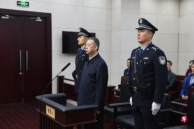 中国公安部前副部长孟宏伟今天以受贿罪获刑13年半。（“天津一中院”微信）