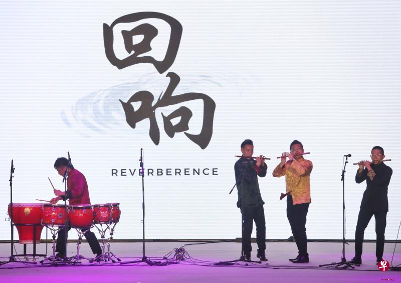 ▲回响吹打团在台上为观众带来活力十足的经典和现代吹打曲目。