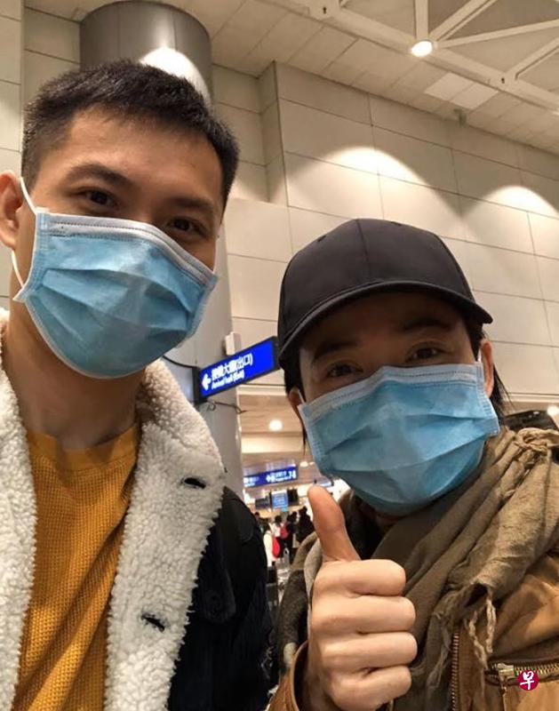 陈哲艺与杨雁雁抵台罩不离口。（受访者提供）