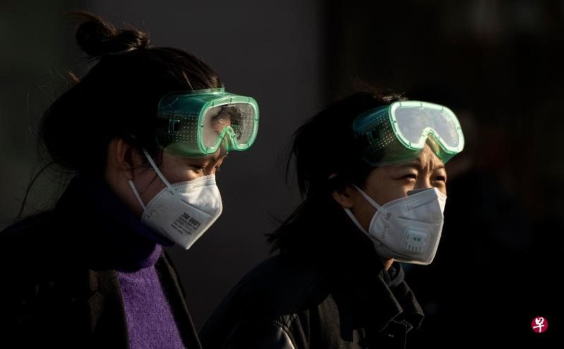 一些国家的媒体和互联网上也出现了一些排华、辱华的言论，将疫病与中国人联系起来，这似乎又让人联想起历史上的“黄祸论”。（法新社）