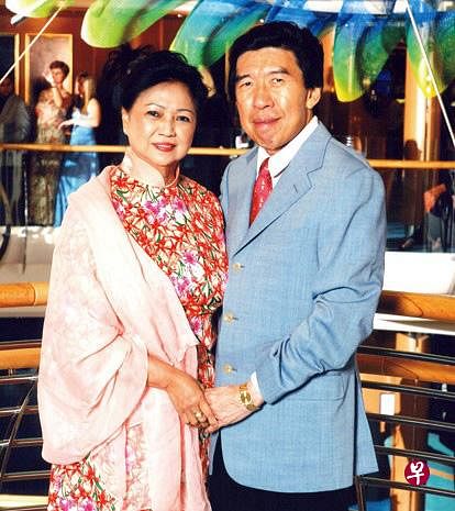 黄世伟与蔡惠钦于1972年底在亲友的撮合下完婚。（受访者提供）