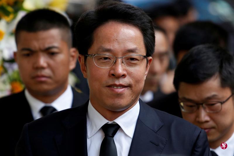 港澳办原主任张晓明罕见降职，改任分管日常工作的副主任（正部长级）。（路透社）
