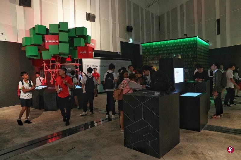 全面防卫特展吸引不少学生到场参观。（图片由主办方提供）