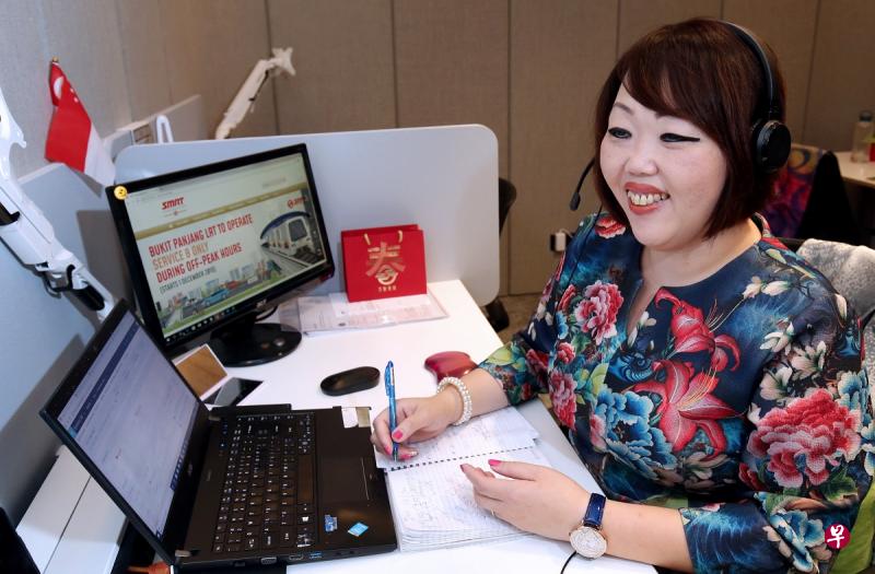 SMRT乘客关系专员林美璇。（梁麒麟摄）