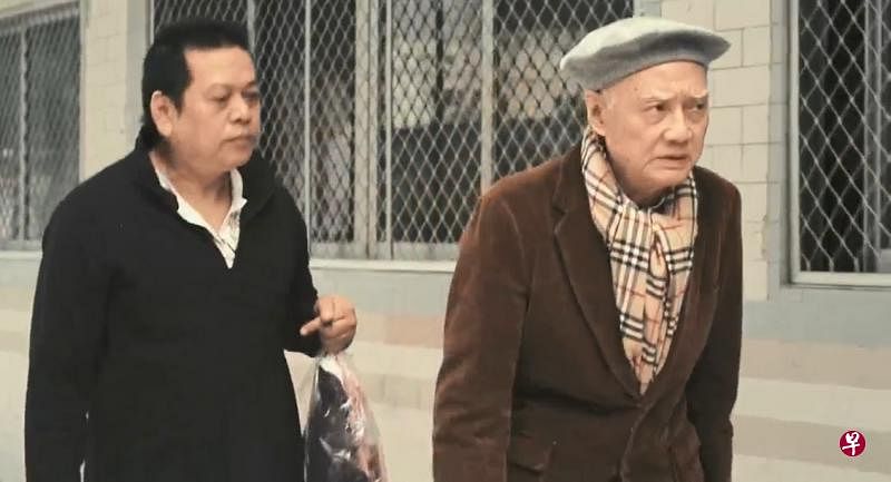 梁天（右）最后一部作品是2011年和叶德娴、刘德华主演的电影《桃姐》。（互联网）