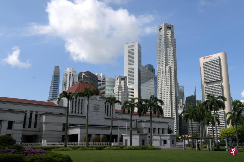 加上上个月财政预算案声明中拨出的64亿元，政府共拨出近550亿元帮助国人应对冠病疫情。（档案照片） 