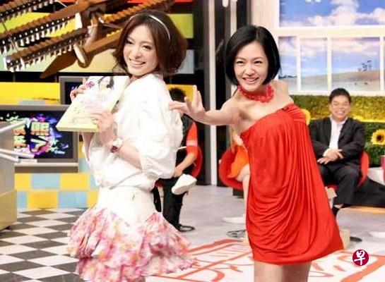 刘真（左））常被小S气到哭笑不得，因此更惹观众怜爱。（网络截图） 