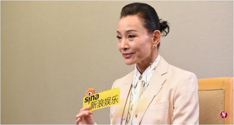 陈冲指出，病毒是全人类的天敌，把病毒归罪于某个国家是太幼稚太愚蠢的行为，应该团结智慧共同战胜它。（互联网）